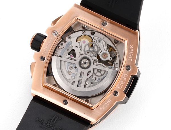 ウブロコピー時計着用イメージ